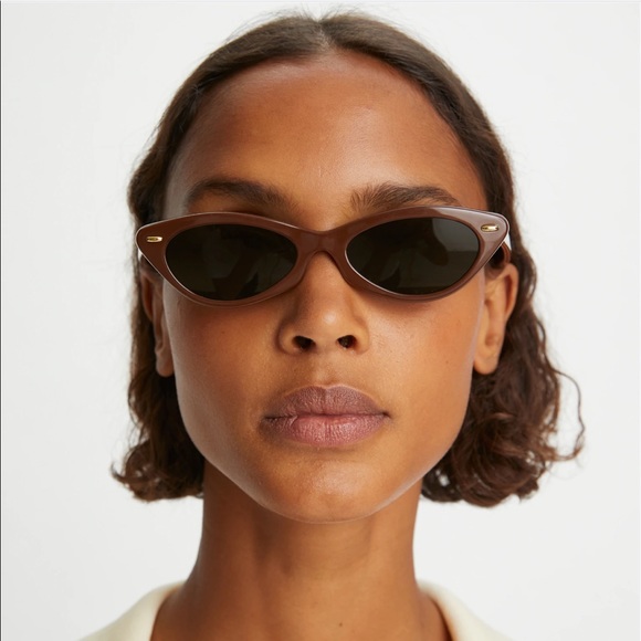 Tory Burch sunglasses - Picture 2 of 4